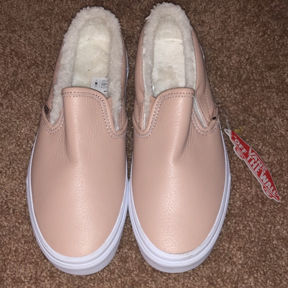 Slip-on Fleece Leather